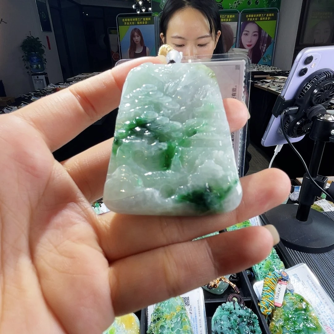 颈饰未镶嵌翡翠一