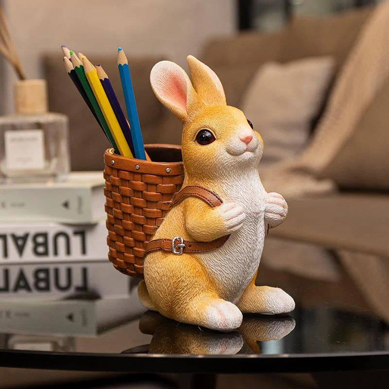 可爱笔筒学生办公室文具用品收纳盒儿童男女孩创意桌面装饰品摆件
