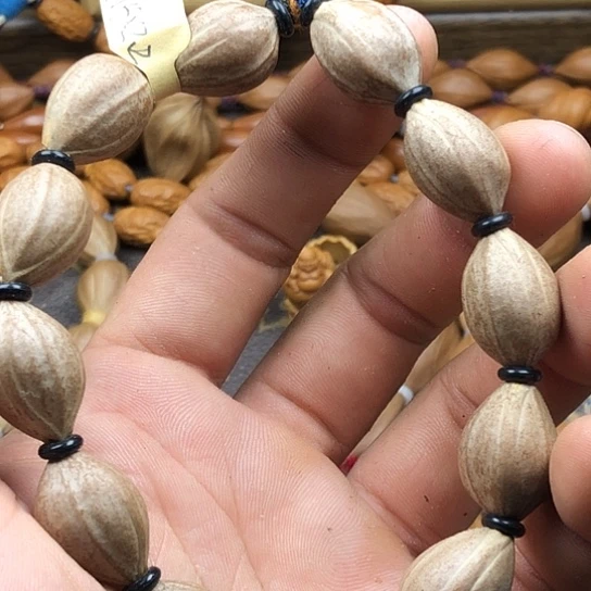 犼***橄榄核吊坠来咯哦哦哦哦哦