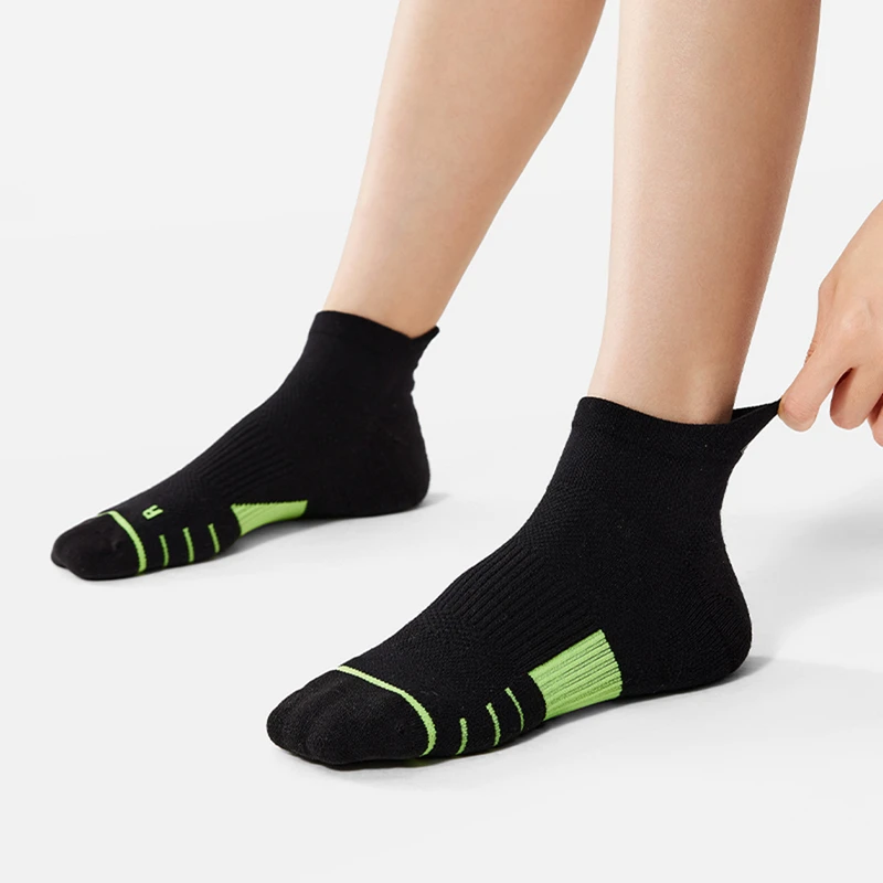 李宁运动袜男夏吸汗透气柔软舒适休闲百搭短筒袜AWSU109-B品3双装