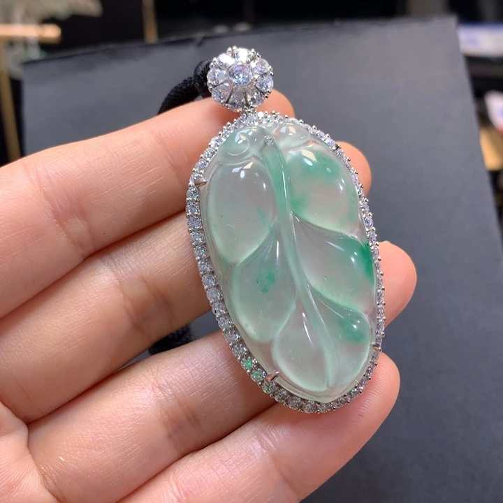 石英质玉银S925镶嵌颈饰