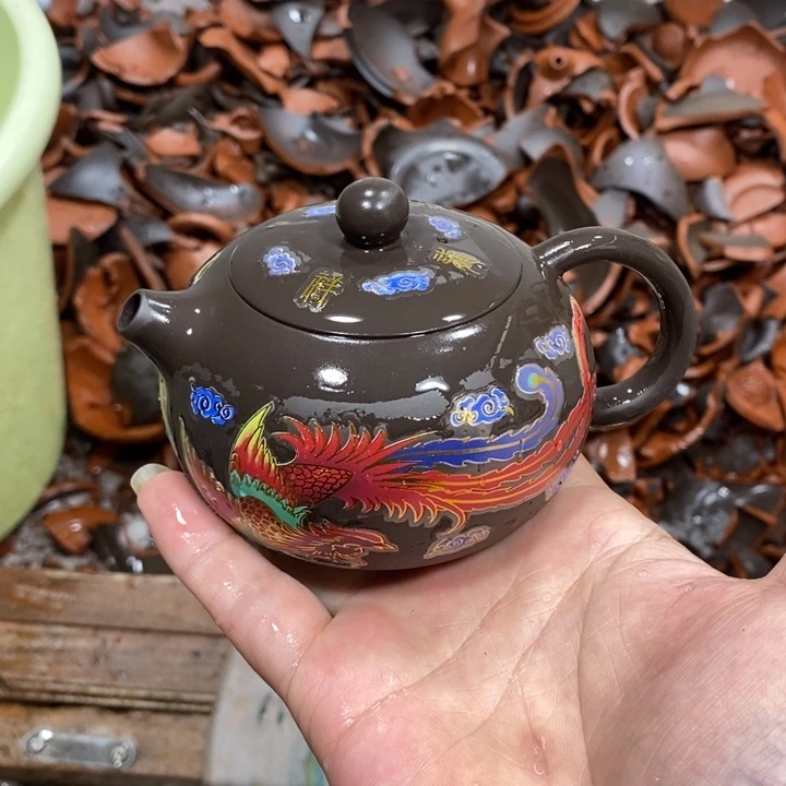 紫砂茶壶我也不知道