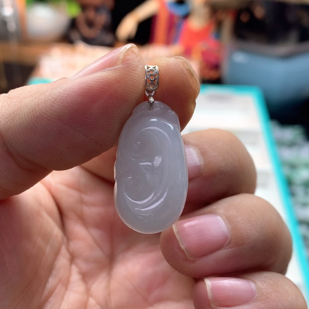 颈饰银S925镶嵌翡翠