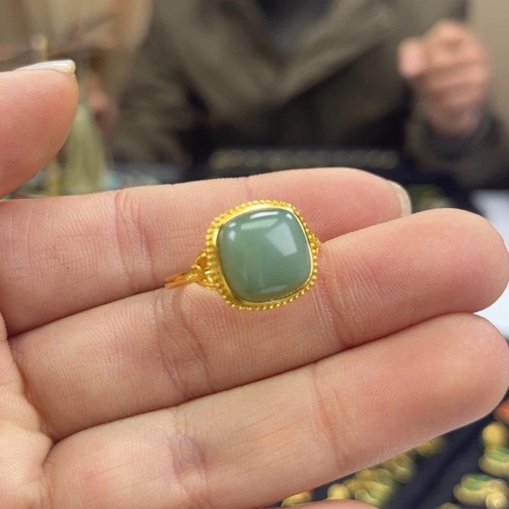 和田玉银S925镶嵌耳饰