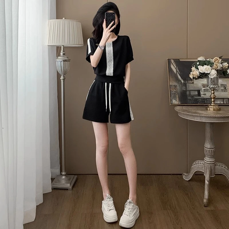 高级感黑色休闲运动套装女夏季显瘦收腰短袖上衣高腰短裤两件套装