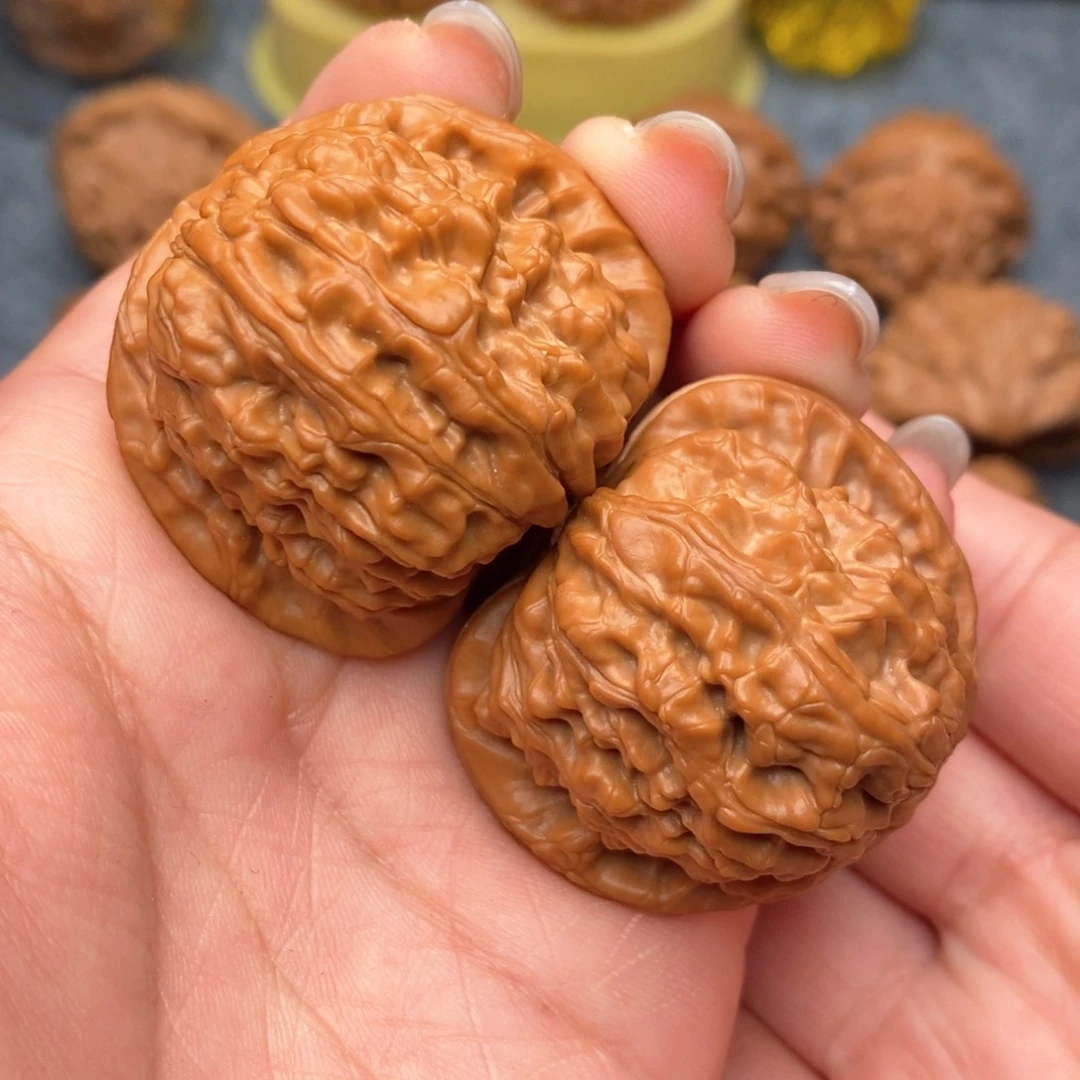 文玩核桃把件红皮球白41全品