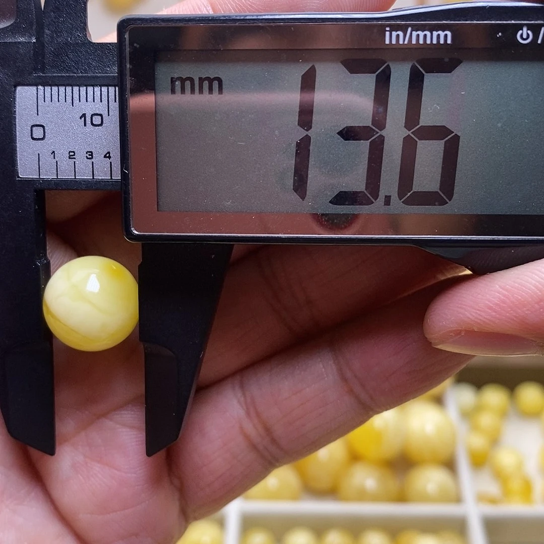 未镶嵌琥珀裸石蜜蜡圆珠