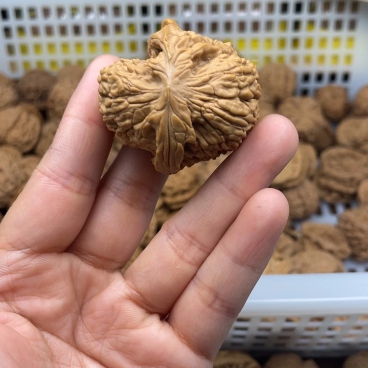 吊坠文玩核桃南疆