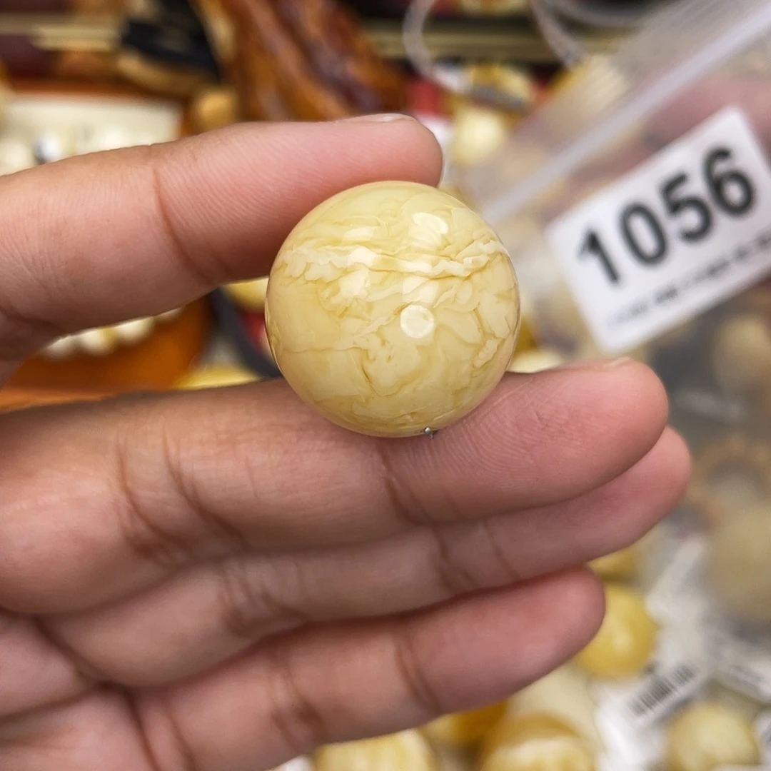 蜜蜡未镶嵌珠宝奇石沙眼23.2