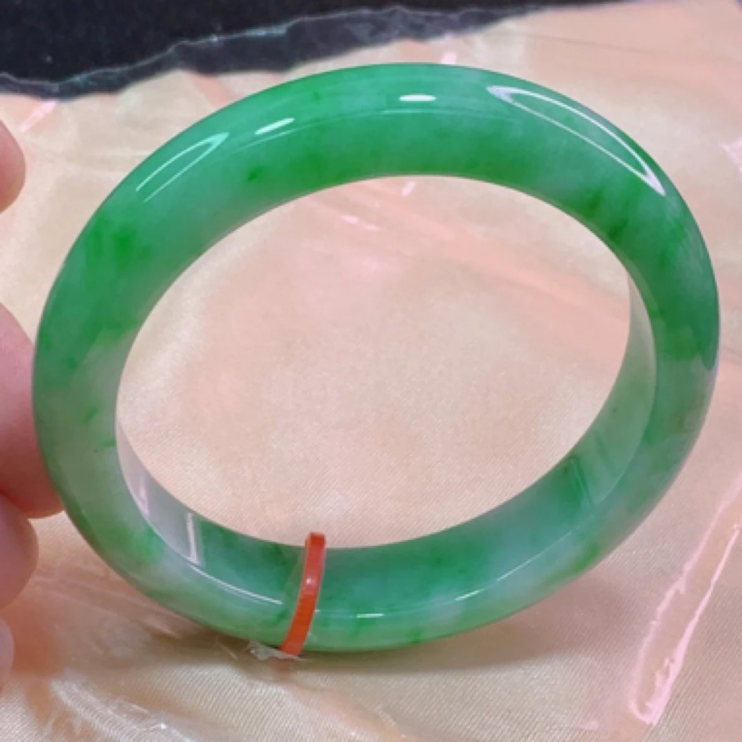 缅甸天然A货翡翠手镯正阳绿5455圈口女款时尚绿色满绿宽边