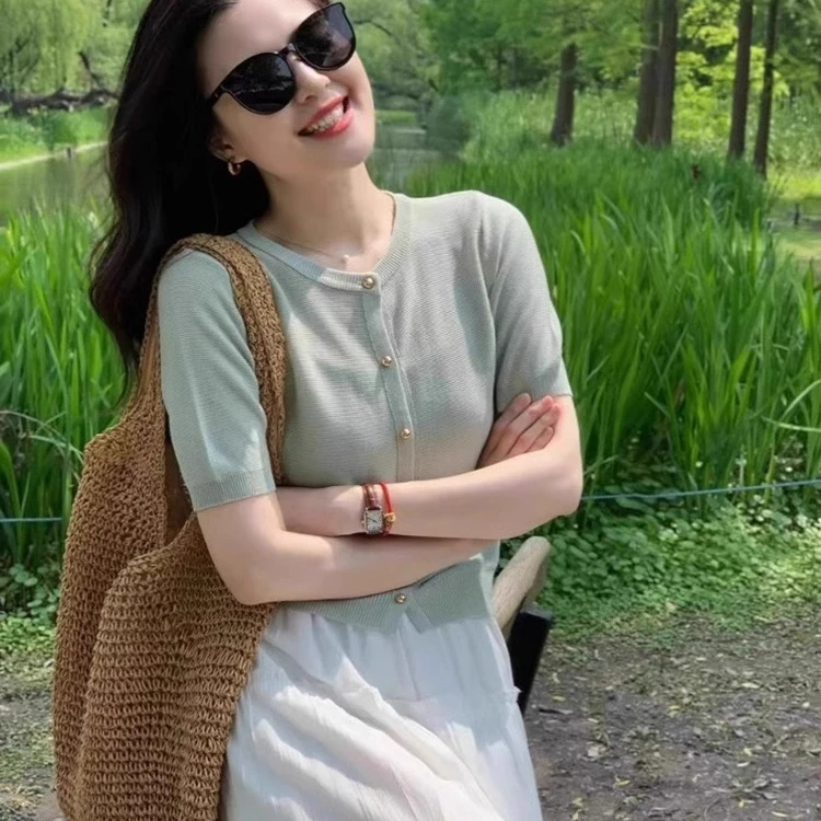 绿色冰丝针织开衫正肩短袖t恤女夏季薄款高级感薄纱外穿短款上衣