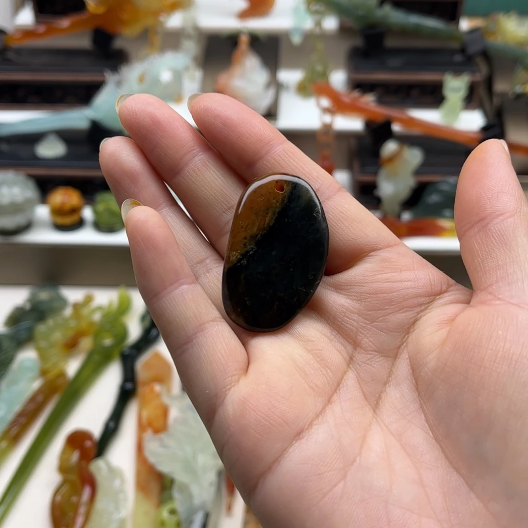 蛇纹石玉未镶嵌岫玉发簪