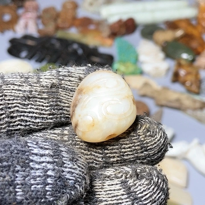 和田玉未镶嵌颈饰78