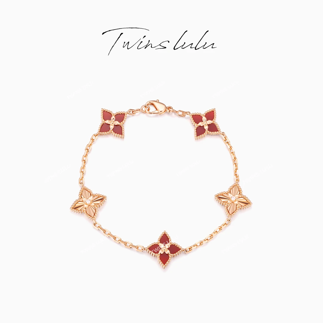 TWINS LULU 镀K金 轻奢ins风精致红色老花镭射手链TSS7730