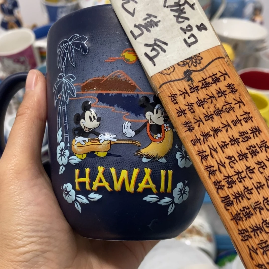 俊***宿瓷片陶瓷默认了一件事情就是