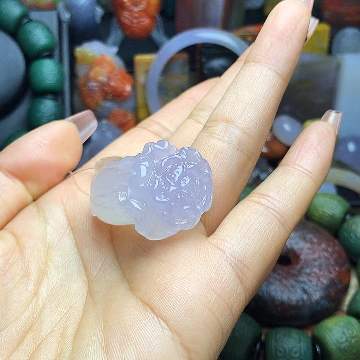 硅化玉未镶嵌吊坠(不含链)玉雕紫冰白菜吊坠