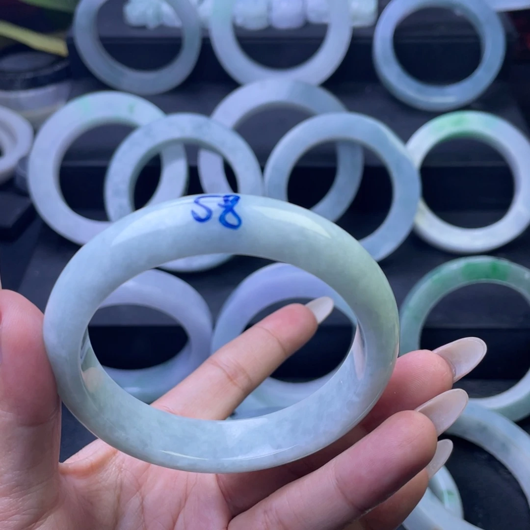 未镶嵌手镯翡翠58