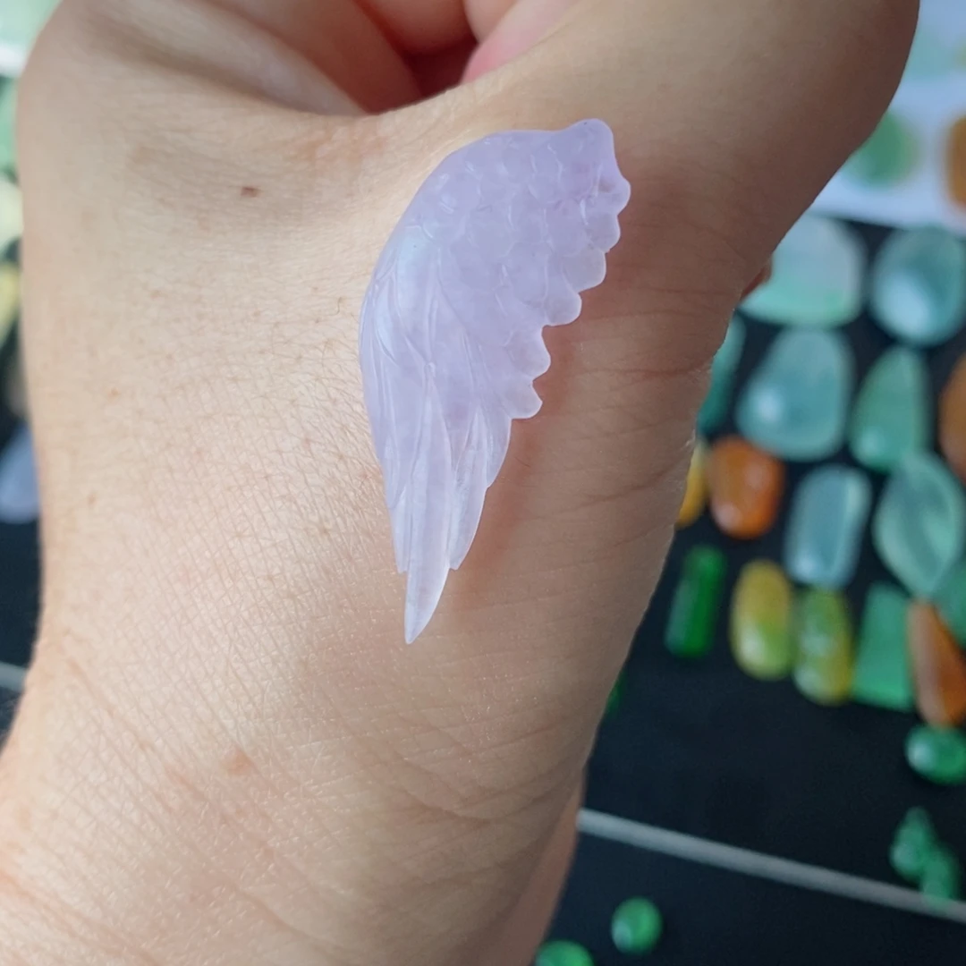 定制翡翠未镶嵌翅膀