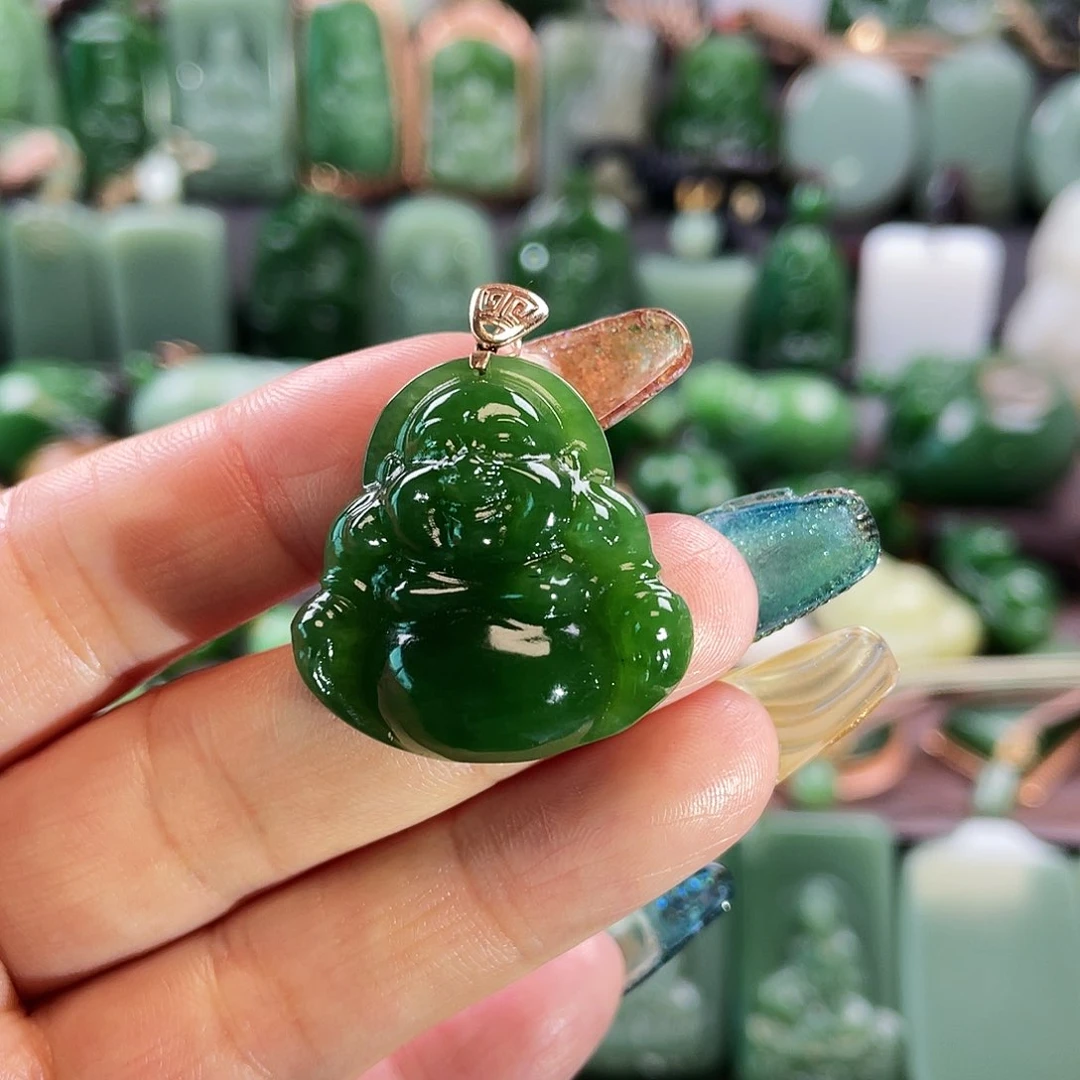 和田玉挂件18K金镶嵌