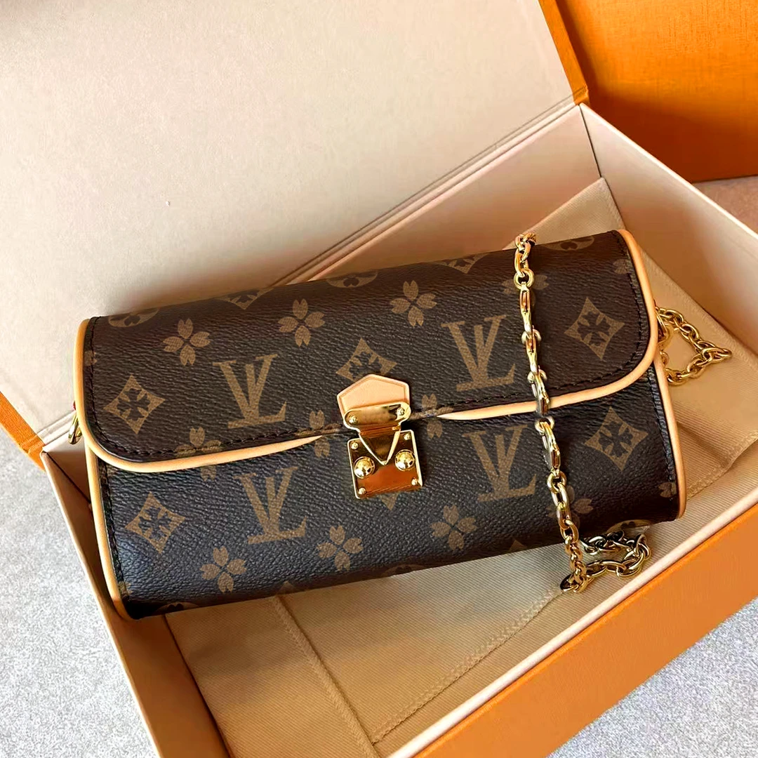 上海撤柜2025新款高级感单肩手提老花真皮送给手工一包女包