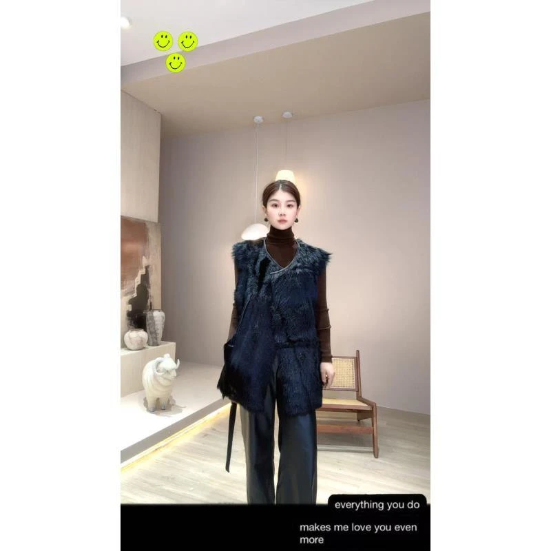 小山羊皮毛一体马甲短款外套0059