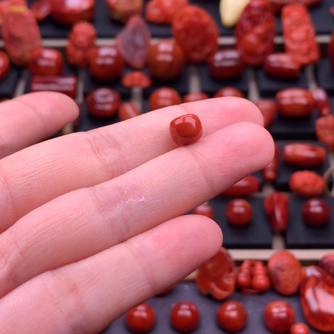 南红玛瑙未镶嵌原矿老型单珠7.8mm