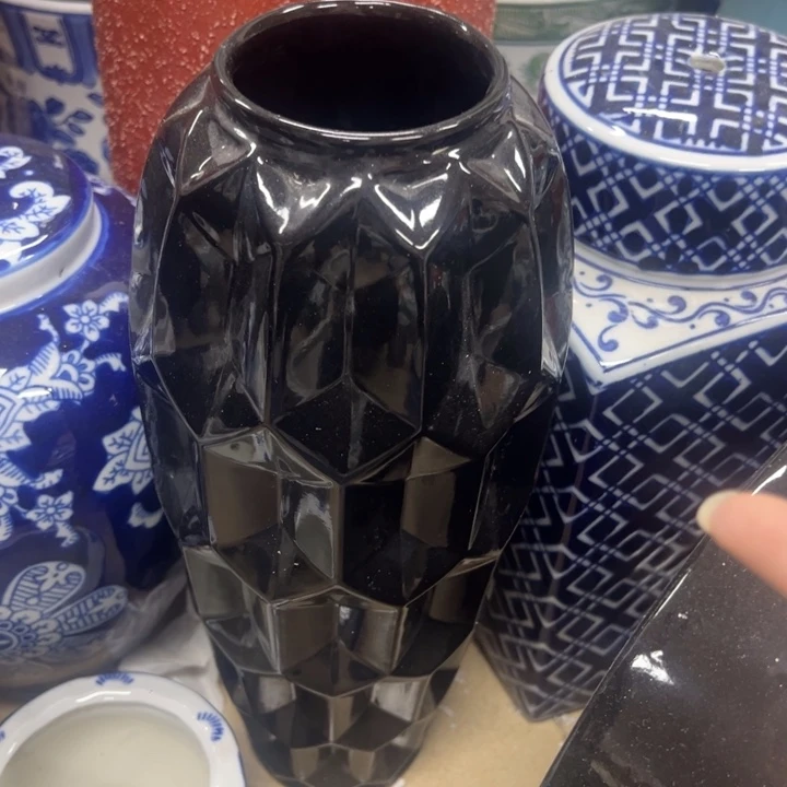 瓷片微瑕。。。。。。。。。。。。