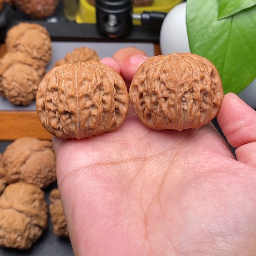 【闪购商品】文玩核桃把件英*?磨盘41