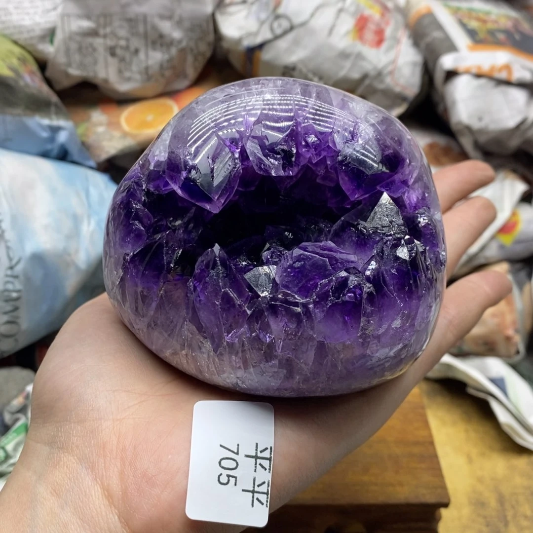 紫晶乌拉圭未镶嵌