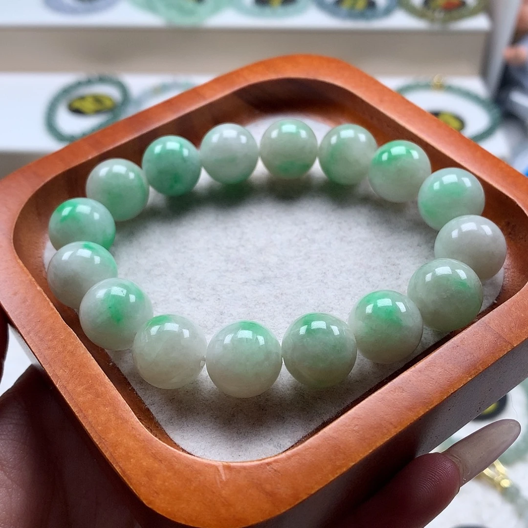 翡翠未镶嵌手串白底青13.1