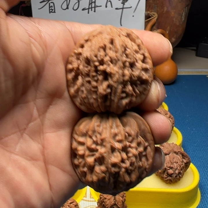 文玩核桃吊坠四座楼全品无修40尺