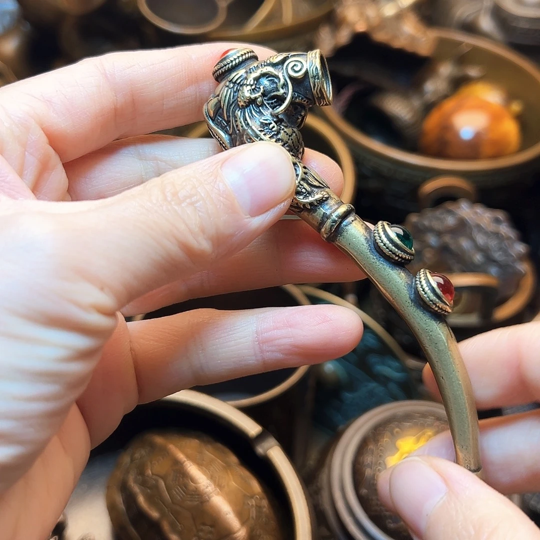 精美铜器工艺品等