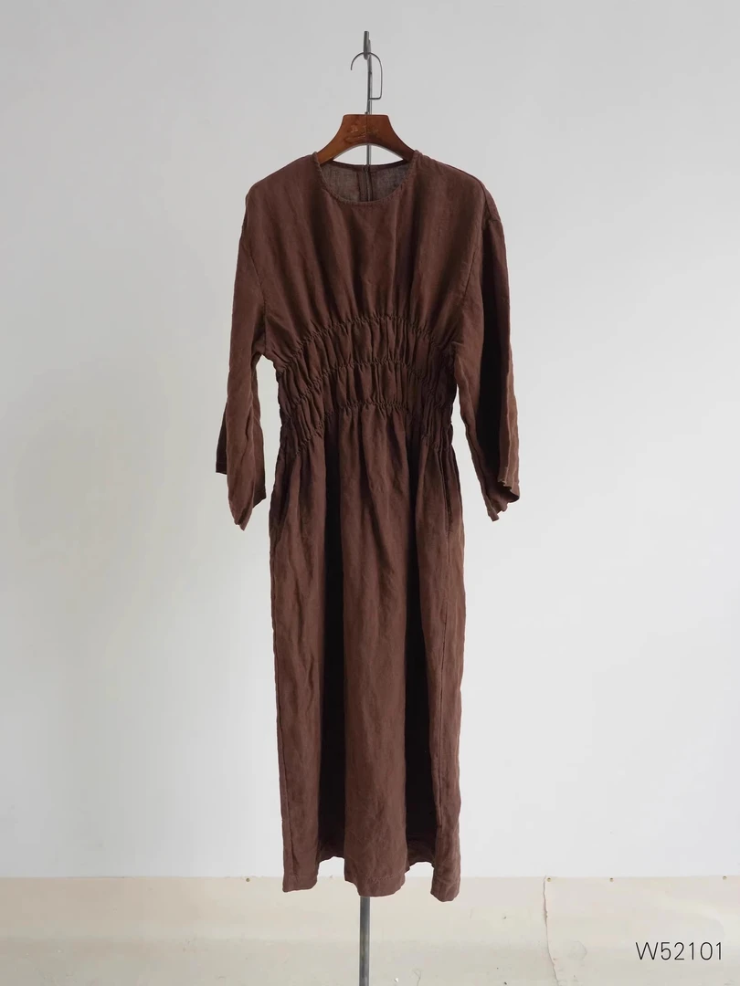 彭彭家 W52101 亚麻收腰显瘦连衣裙 几见