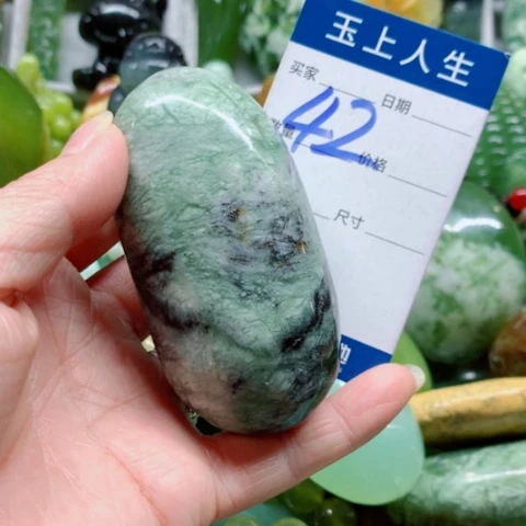 蛇纹石玉未镶嵌手把件