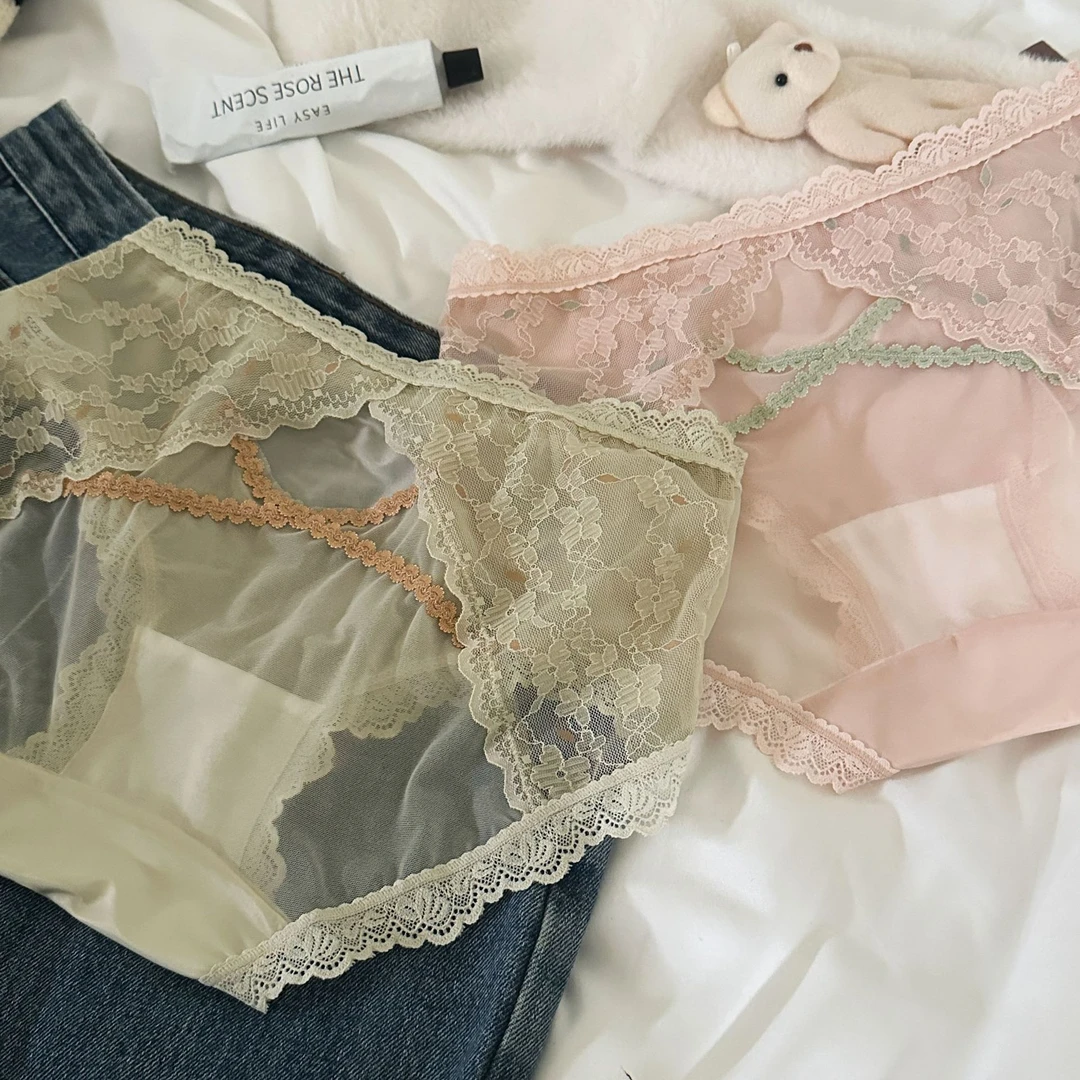 软蕾丝刺绣女士内裤法式宫廷纯欲风中腰缎面亲肤舒适性感款FF