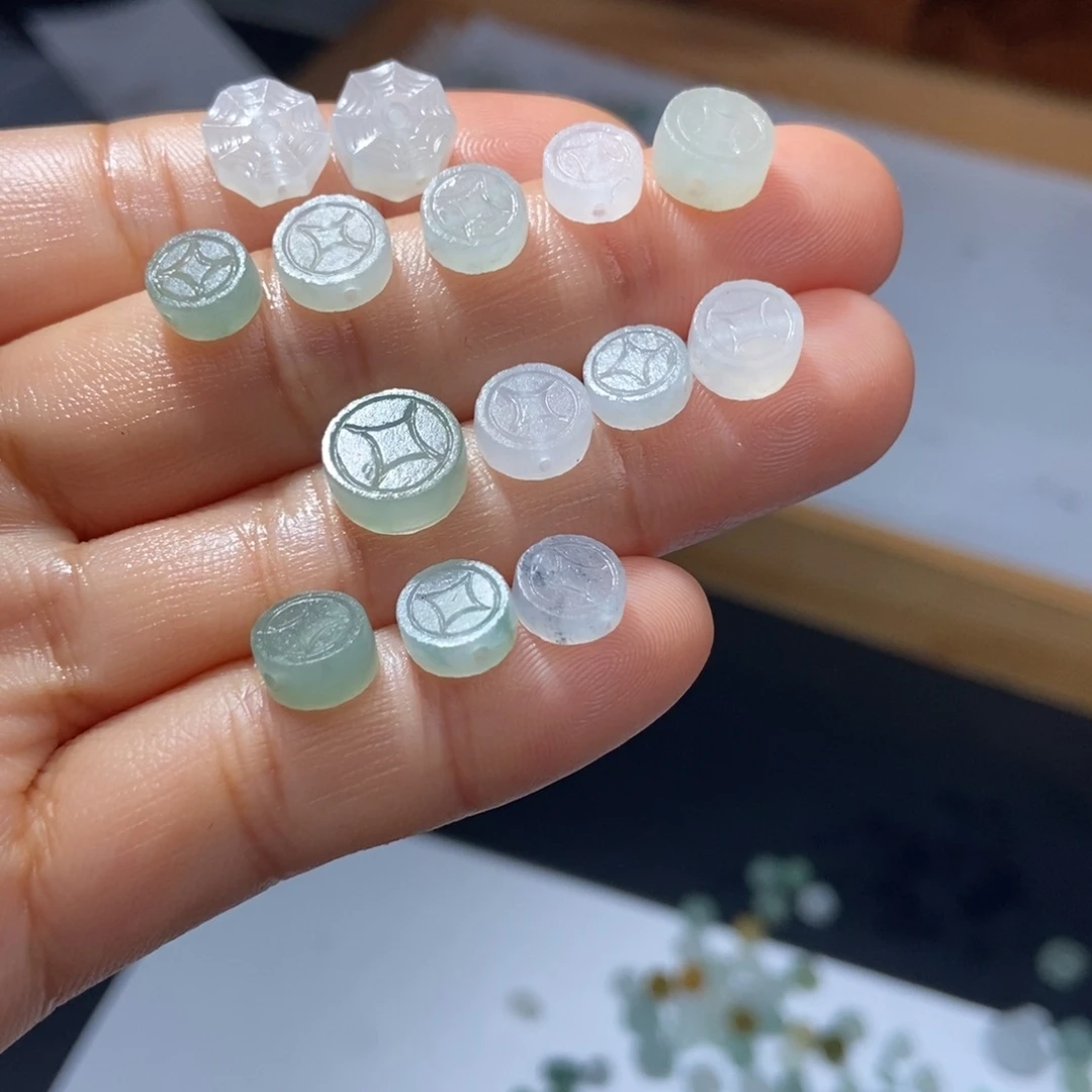 定制翡翠未镶嵌单个价格