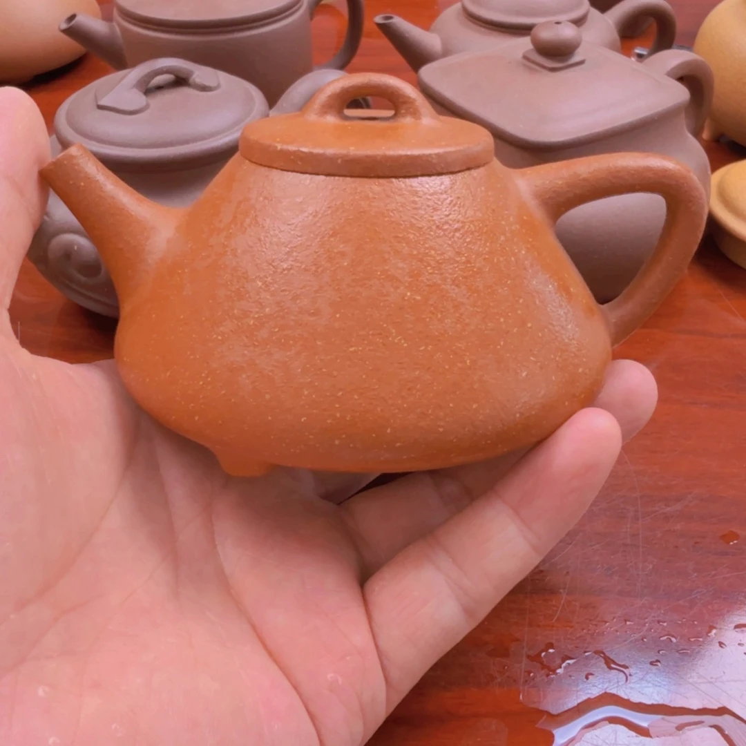 茶壶紫砂宝山红降坡石瓢容量二百二