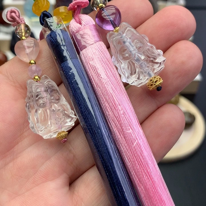 未镶嵌颈饰水晶包挂随机发一个