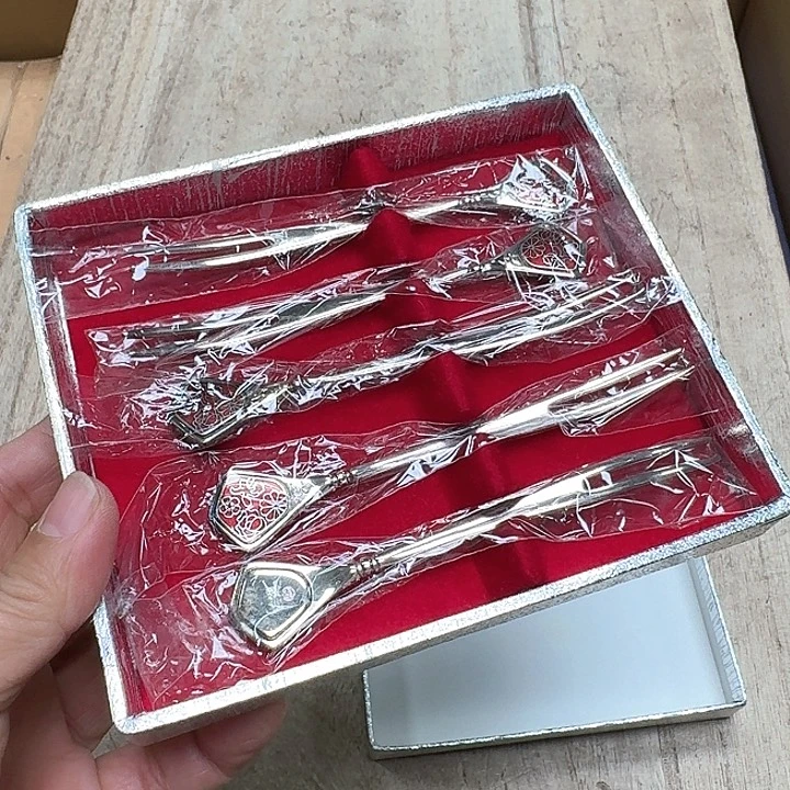 只***乐哈哈哈哈哈哈哈哈哈