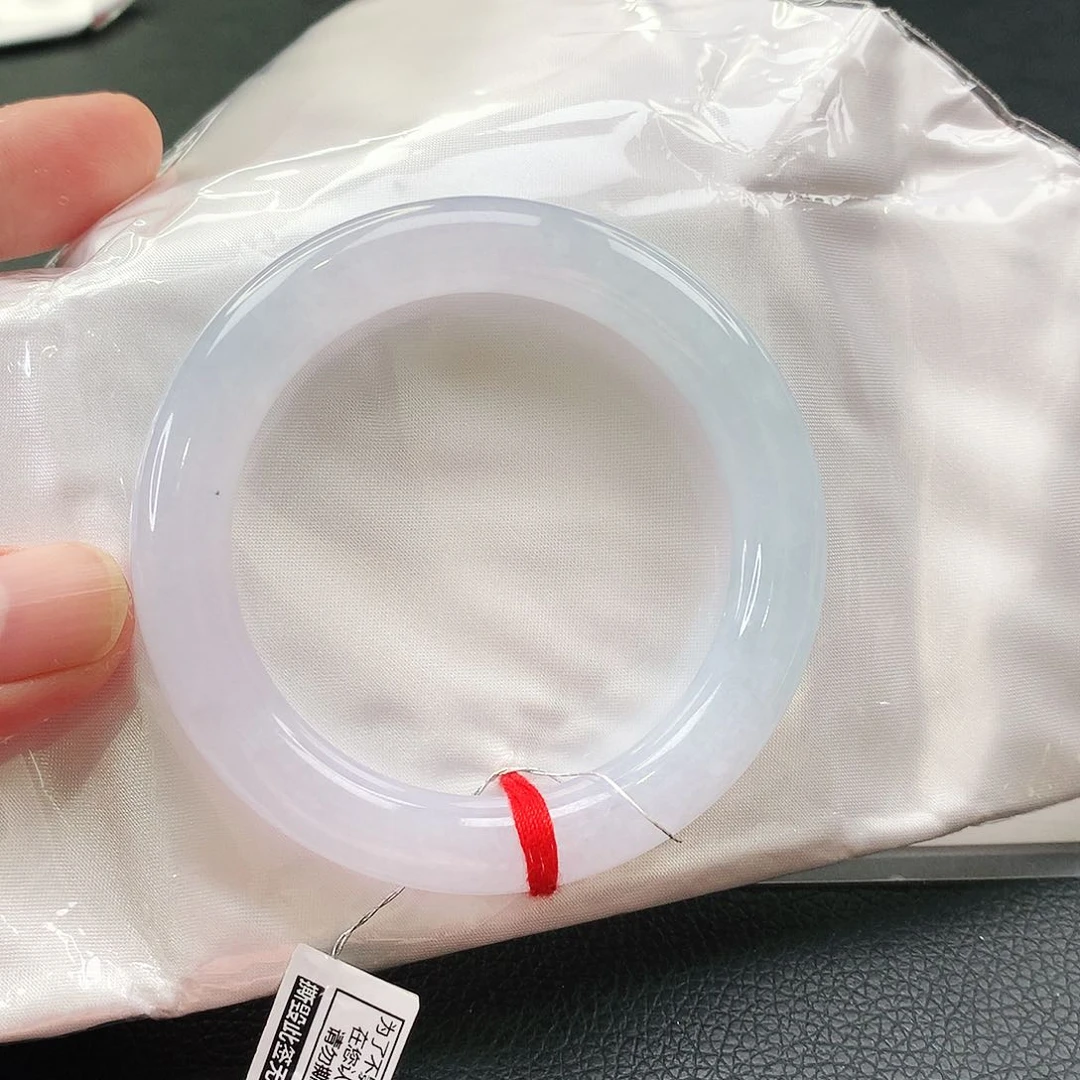 未镶嵌手镯翡翠天然翡翠手镯