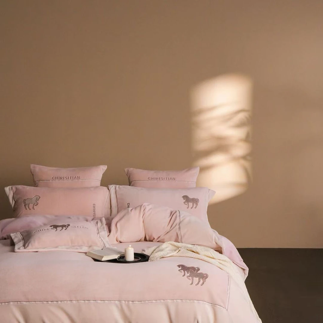 【冬季绒款】轻闲 | 马到成功 新款高克重牛奶绒四件套