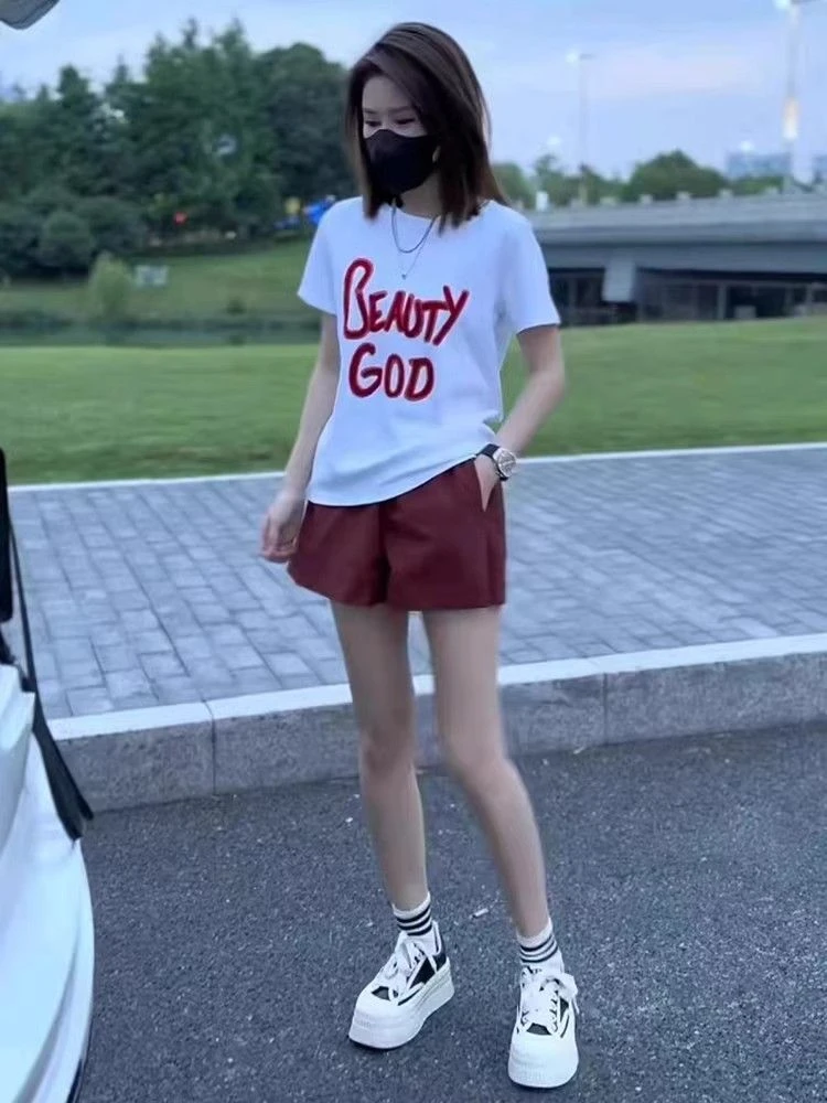 夏季穿搭一整套2025新款时尚洋气字母印花短袖t恤休闲短裤两件套