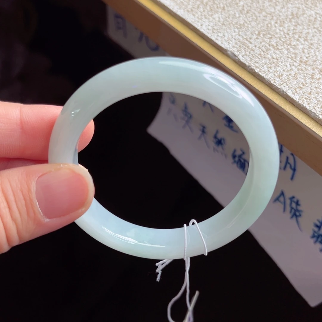 翡翠未镶嵌手镯手镯