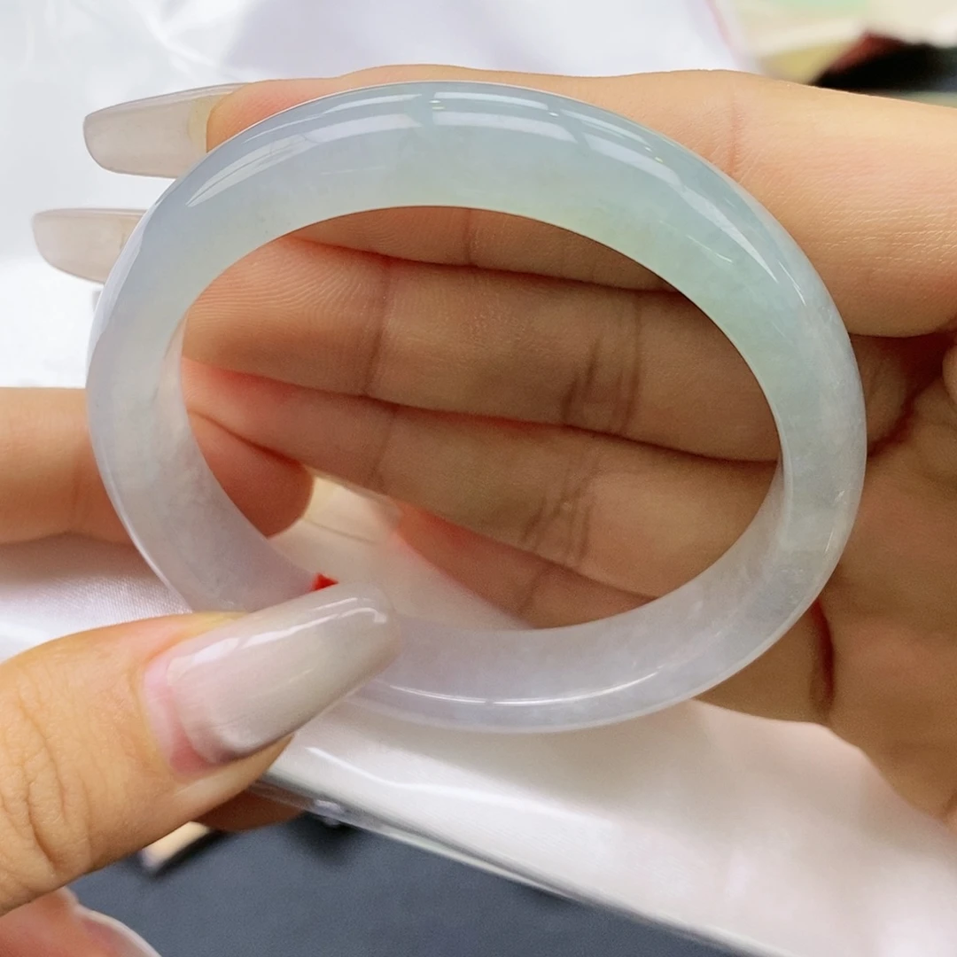 【闪购商品】未镶嵌手镯翡翠