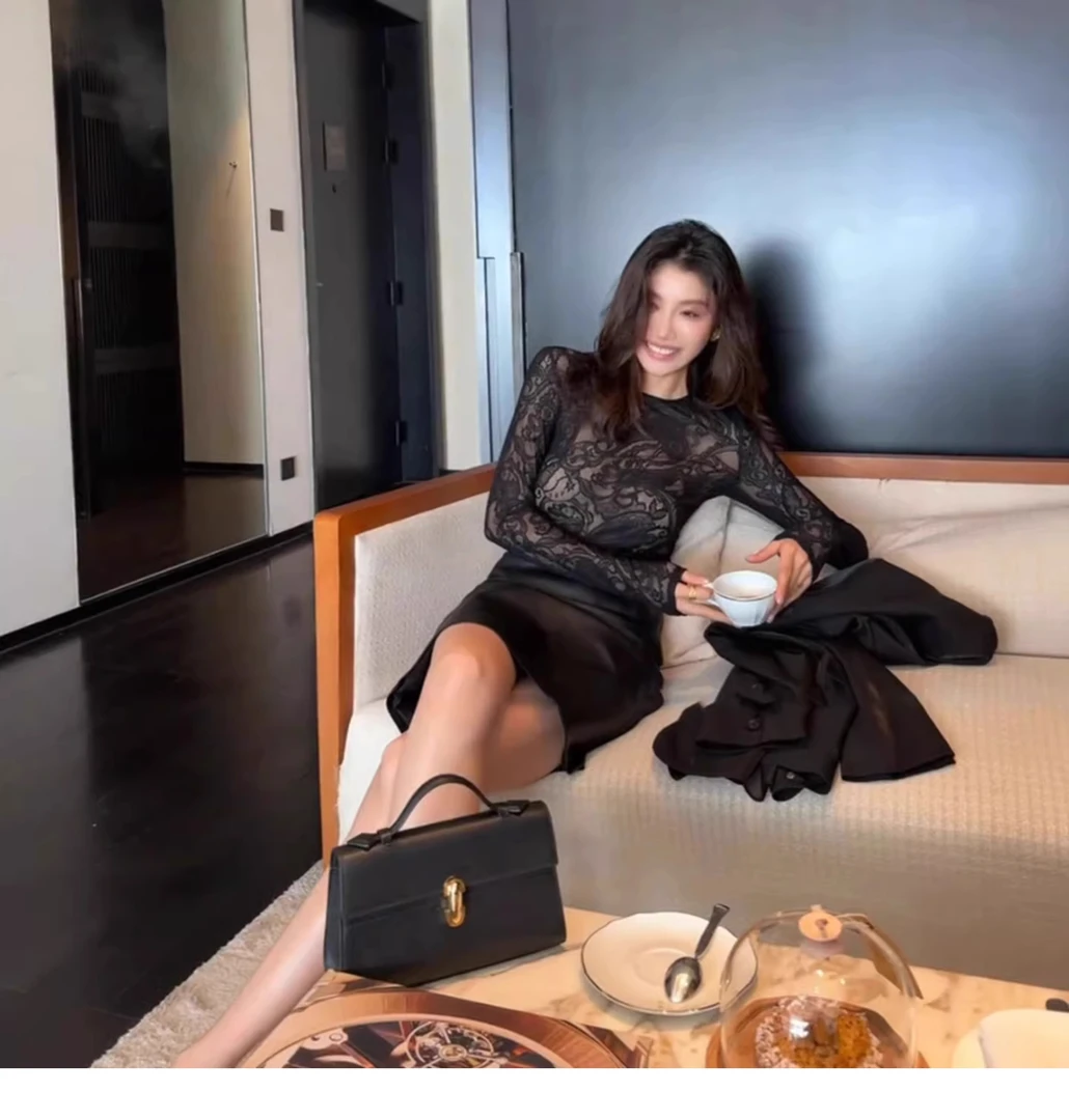 夏季流行穿搭一整套女2025新款高级感上衣设计感高腰半身裙两件套