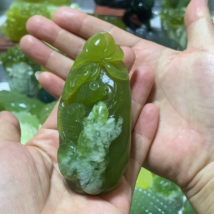 【闪购商品】未镶嵌蛇纹石玉把件