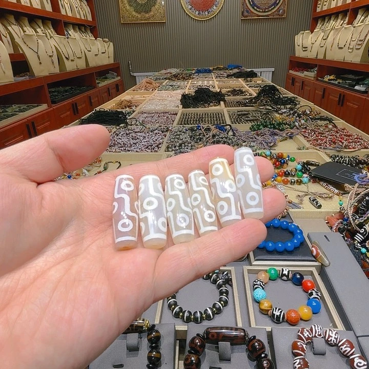 玛瑙/玉髓珠宝奇石未镶嵌随机发一个