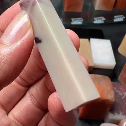 老挝石我们的确是