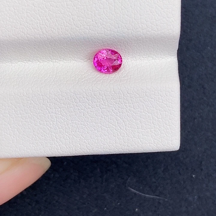 蓝宝石裸石0.49 ct