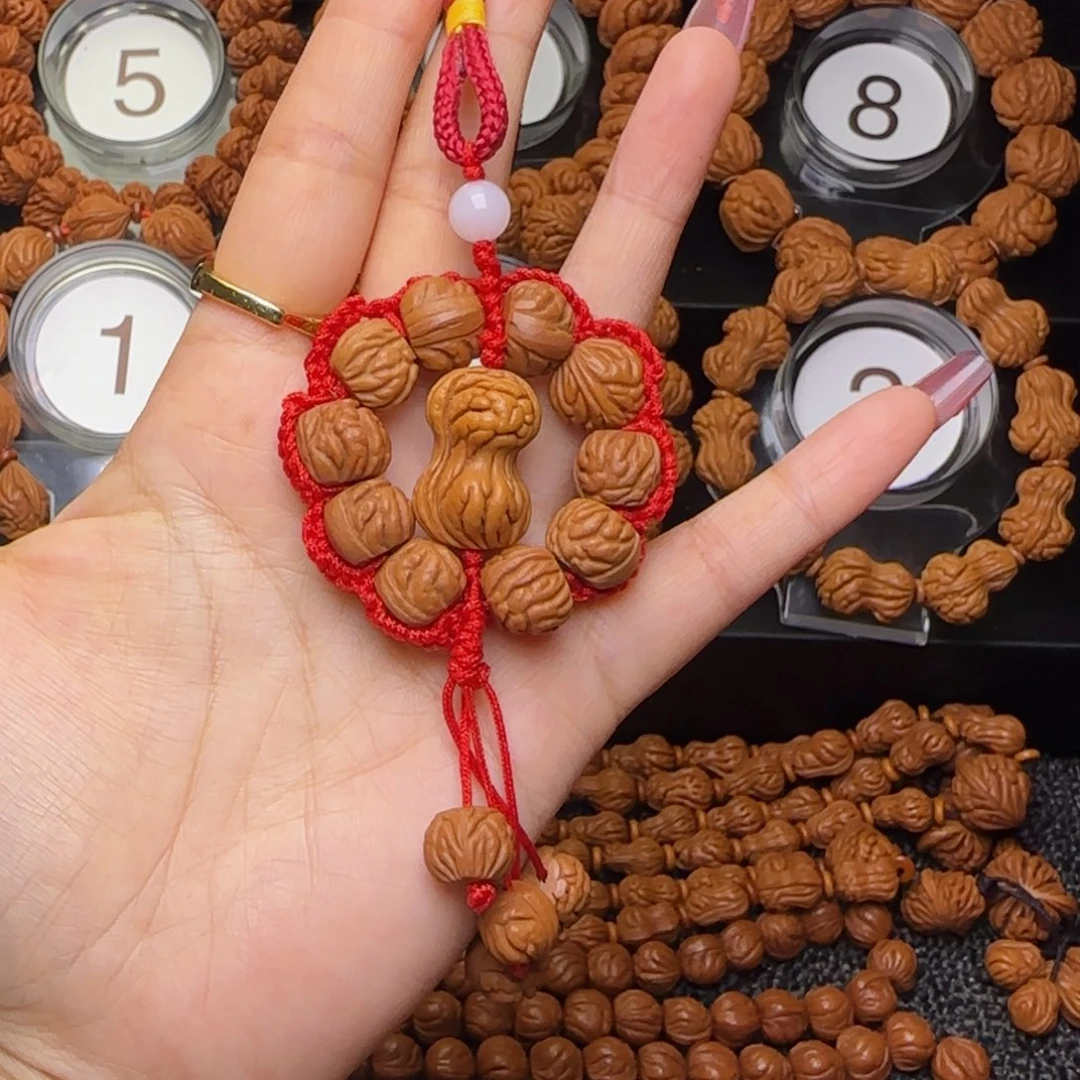 桃核手串花生挂件